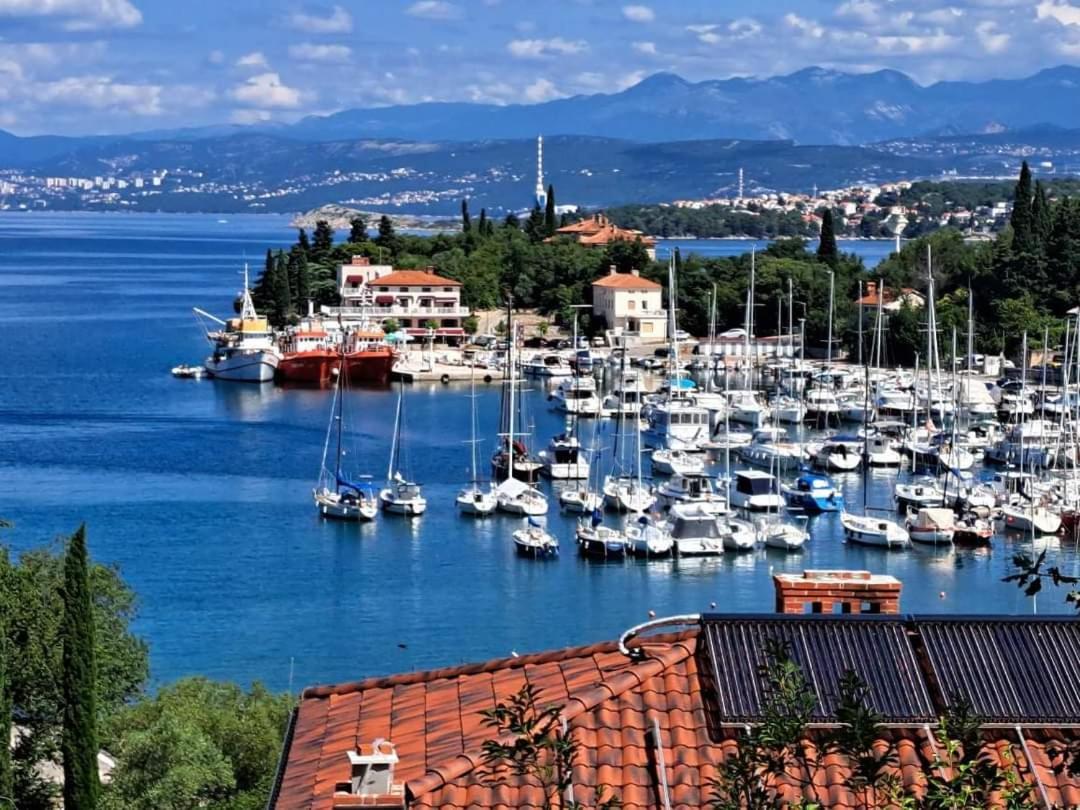 Apartmani Omisalj Bagian luar foto