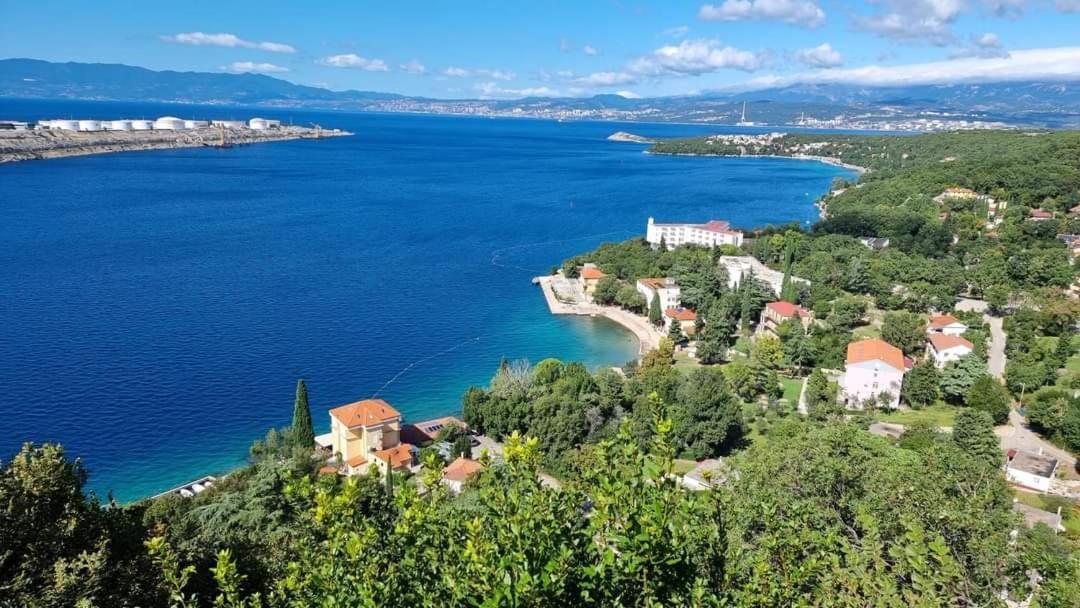 Apartmani Omisalj Bagian luar foto