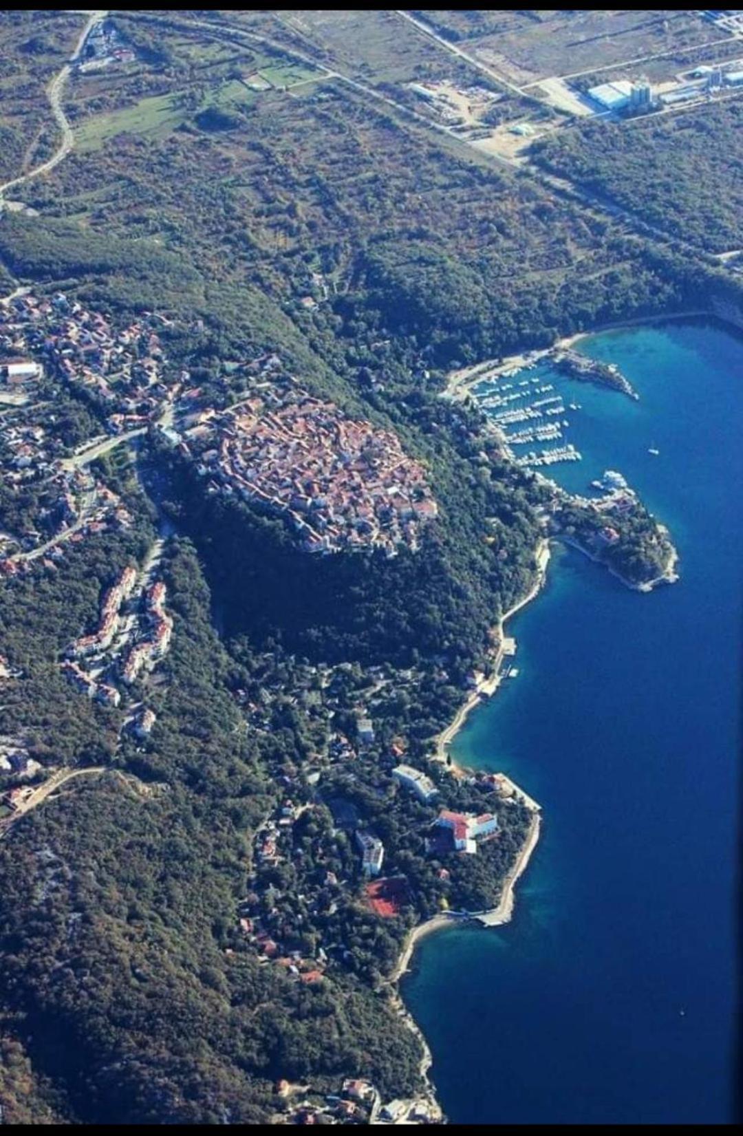 Apartmani Omisalj Bagian luar foto